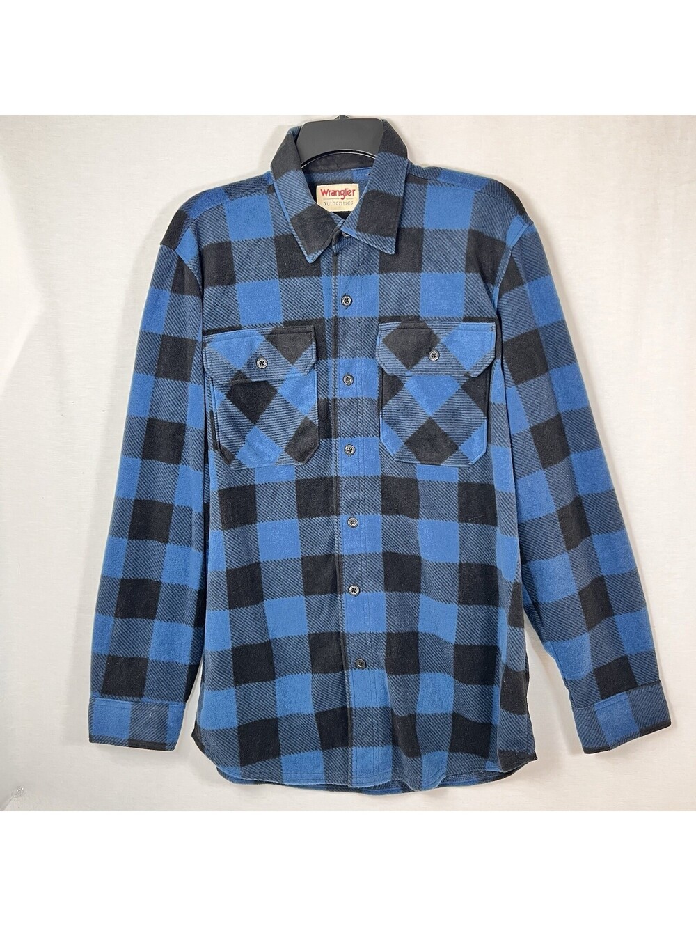 Wrangler Premium Quality Fleece Shirt Blue Plaid Flannel Button Up Men’s Size M